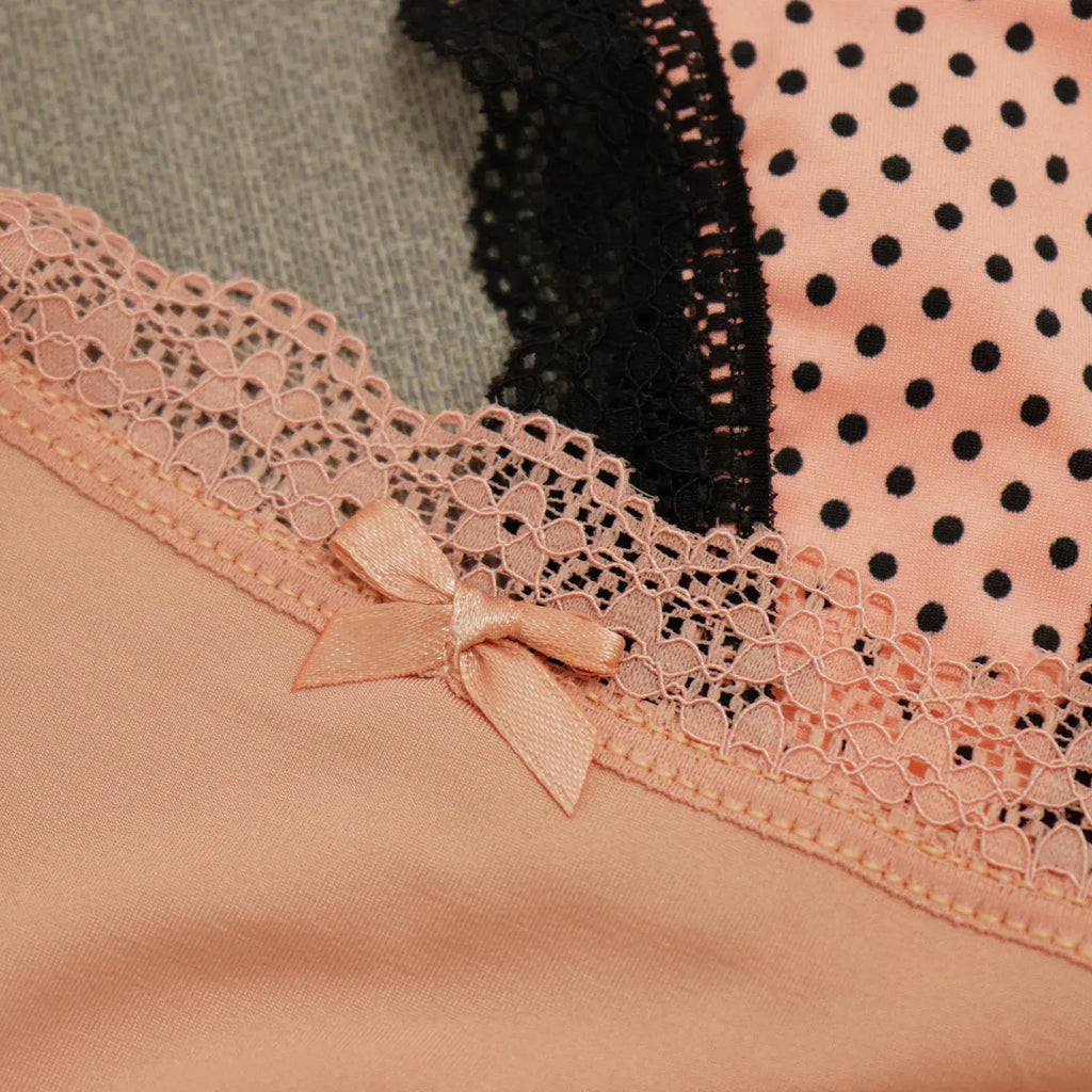 Set De 3 Tangas Con Bordes De Encaje Sexybox Mod. 16650